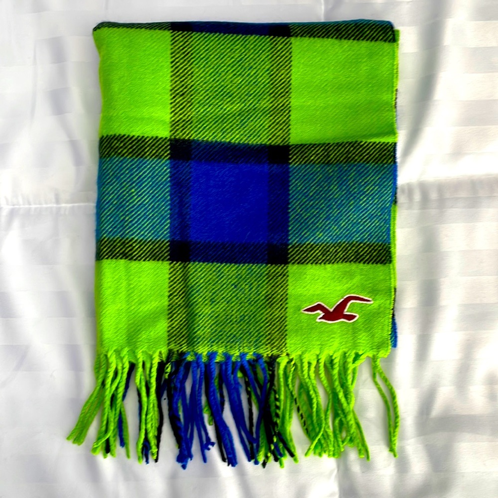 Hollister men’s scarf